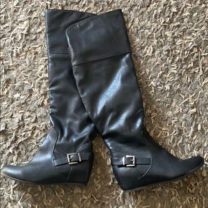 Aldo Black Boots 7.5